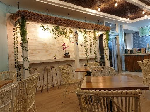 Información y opiniones sobre Tasty Poke Bar Sevilla de Sevilla