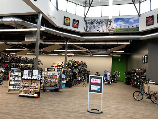 Warehouse «Bike World Warehouse», reviews and photos, 2401 Hickman Rd, Des Moines, IA 50310, USA