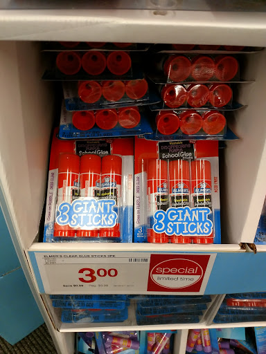 Office Supply Store «Staples», reviews and photos, 755 Lancaster Ave, Bryn Mawr, PA 19010, USA