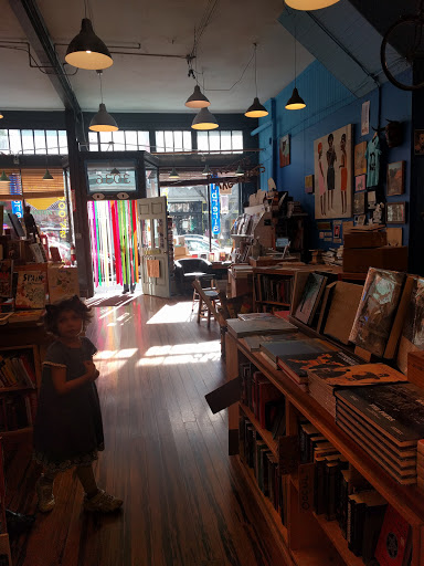 Book Store «Alley Cat Bookstore and Gallery», reviews and photos, 3036 24th St, San Francisco, CA 94110, USA