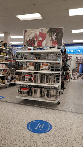 Clothing Store «Ross Dress for Less», reviews and photos, 7615 Evergreen Way, Everett, WA 98203, USA