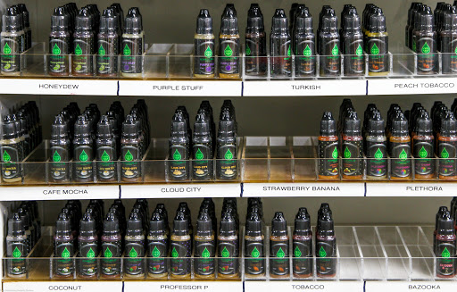 Vaporizer Store «Burn Smoke Shop», reviews and photos, 1025 Pacific Blvd SE, Albany, OR 97321, USA