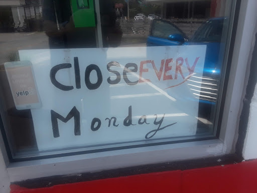 Donut Shop «Clifton Donut Shop», reviews and photos, 2317 Brownsboro Rd, Louisville, KY 40206, USA