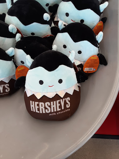 Variety Store «Five Below», reviews and photos, 8250 Kingsridge Road, Dayton, OH 45459, USA