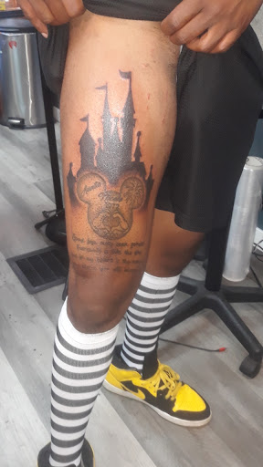 Tattoo Shop «South Pointe Ink - Tattoos & Piercings», reviews and photos, 1838 S Westnedge Ave, Kalamazoo, MI 49008, USA