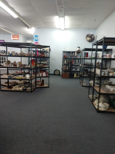 Thrift Store «Angelic Resale», reviews and photos, 727 W Davis St, Conroe, TX 77301, USA