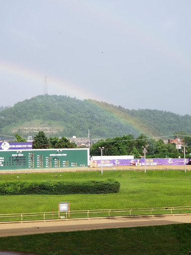 Hotel «Wheeling Island Hotel-Casino-Racetrack», reviews and photos, 1 S Stone St, Wheeling, WV 26003, USA