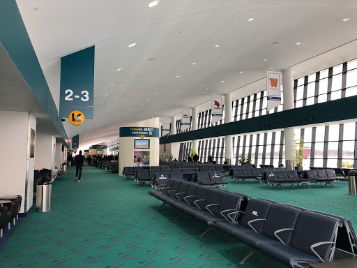 Bishop International Airport image 2