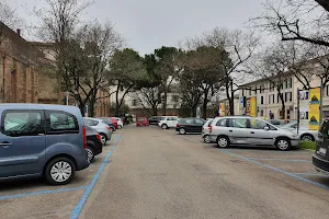 Parcheggio Via Cavour image