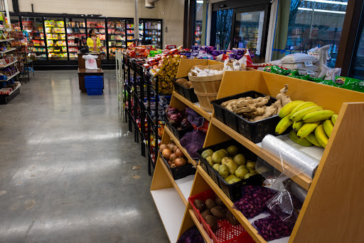 Indian Grocery Store «Shalimar Grocery», reviews and photos, 16541 Redmond Way, Redmond, WA 98052, USA