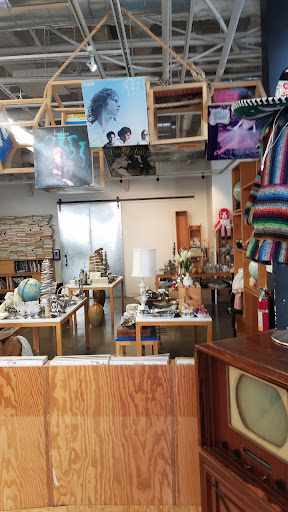 Thrift Store «RARE by Goodwill», reviews and photos, 411 W Broadway, Anaheim, CA 92805, USA