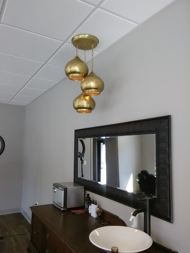 Beauty Salon «Orange Pearl Salon», reviews and photos, 300 Pearl St, La Crosse, WI 54601, USA