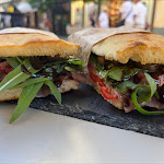 Photo n°2 de l'avis de Yotam. fait le 08/10/2022 à 06:47 sur le  Twins Gourmet à Sorrento