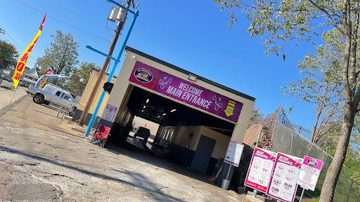 el mexicano hand car wash #3 en Bridgeport