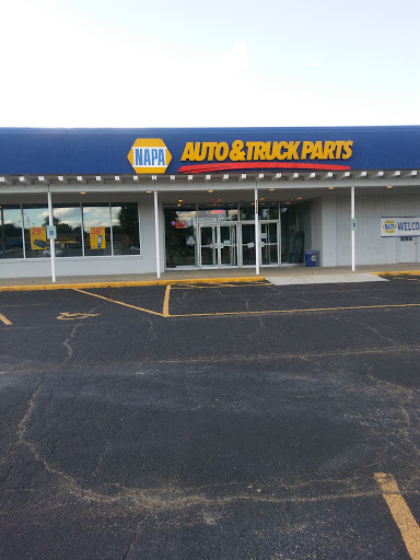 Auto Parts Store «NAPA Auto Parts - D & S Auto Parts», reviews and photos, 700 N University Blvd Suite A, Middletown, OH 45042, USA
