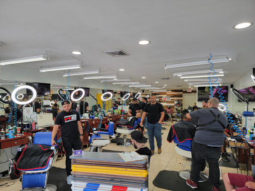 Barber Shop «R2 Barbershop», reviews and photos, 2075 Drew St, Clearwater, FL 33765, USA