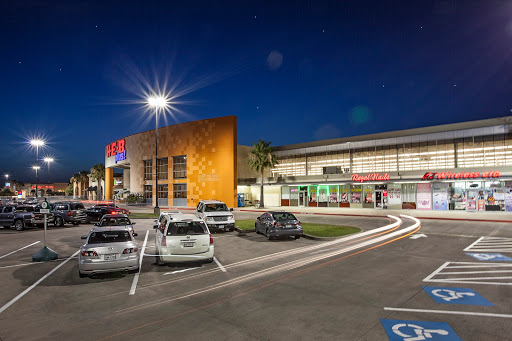 Grocery Store «H.E.B.», reviews and photos, 2805 Business Center Dr, Pearland, TX 77584, USA
