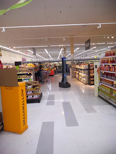 Grocery Store «Stop & Shop», reviews and photos, 9210 Atlantic Ave, Ozone Park, NY 11416, USA