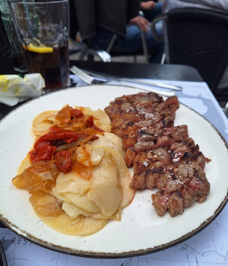 La Reunión Bar de Montaña & Restaurante