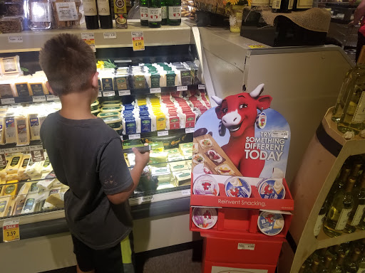 Grocery Store «Strack & Van Til Food Market», reviews and photos, 9632 Cline Ave, Highland, IN 46322, USA