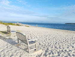 New Suffolk Beach'in fotoğrafı düz ve uzun ile birlikte