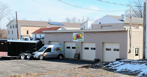 Auto Body Shop «Leahys Auto Body», reviews and photos, 121 8th St, New Cumberland, PA 17070, USA