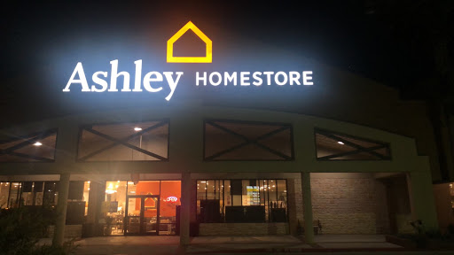 Furniture Store «Ashley Furniture HomeStore», reviews and photos, 651 Interstate 35 Business Loop, New Braunfels, TX 78130, USA