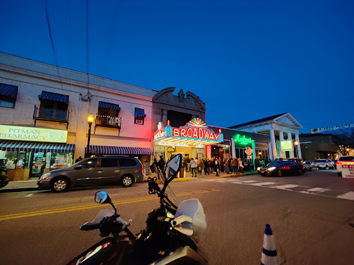 Performing Arts Theater «Broadway Theatre of Pitman», reviews and photos, 43 S Broadway, Pitman, NJ 08071, USA