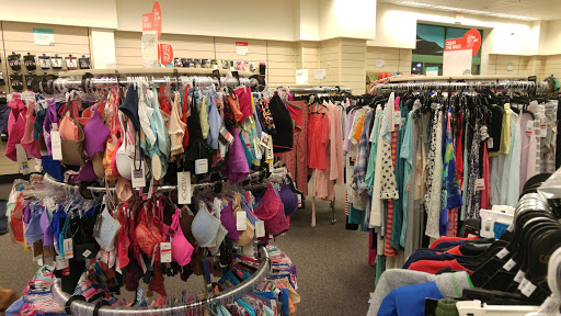 Department Store «Nordstrom Rack Bergen Town Center», reviews and photos, 510 Bergen Town Center, Paramus, NJ 07652, USA