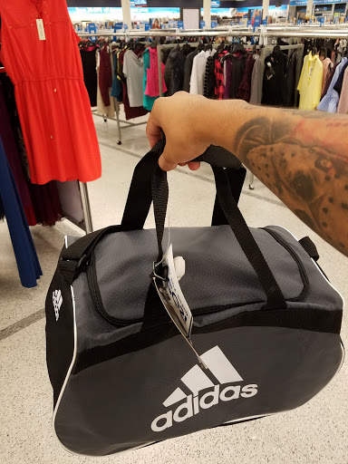 Clothing Store «Ross Dress for Less», reviews and photos, 940 N Western Ave, San Pedro, CA 90732, USA