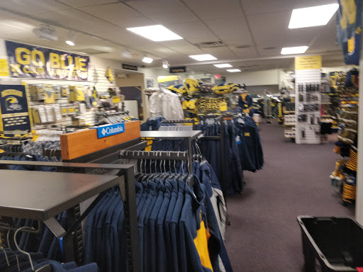 Sportswear Store «The Victors Collection by The M-Den», reviews and photos, 307 S State St, Ann Arbor, MI 48104, USA