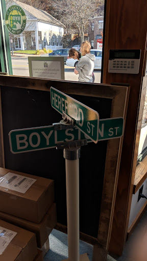 Sporting Goods Store «Marathon Sports», reviews and photos, 255 Washington St, Wellesley, MA 02481, USA