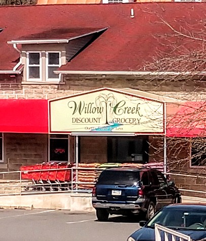 Discount Supermarket «Willow Creek Discount Grocery», reviews and photos, 30 Willow St, Reinholds, PA 17569, USA