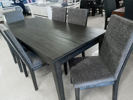 Mattress Store «Unclaimed Freight Company and Liquidation Sales», reviews and photos, 7003 S Cooper St, Arlington, TX 76001, USA