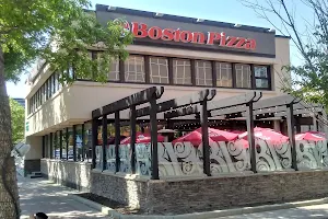 Boston Pizza image