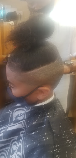 Beauty Salon «Miss Lillies Beauty Salon», reviews and photos, 15005 E Mississippi Ave, Aurora, CO 80012, USA