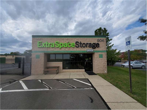 Self-Storage Facility «Guaranty Self Storage», reviews and photos, 904 Trailview Blvd SE, Leesburg, VA 20175, USA