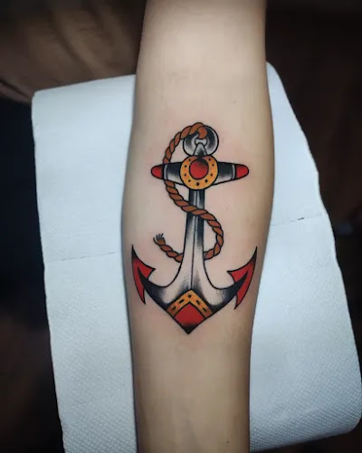 255 Tattoo Shop - Estúdio de tatuagem