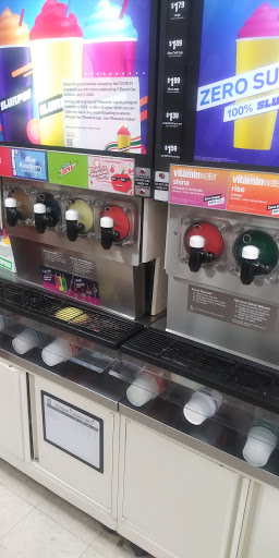 Convenience Store «7-Eleven», reviews and photos, 403 Clearwater Largo Rd N, Largo, FL 33770, USA