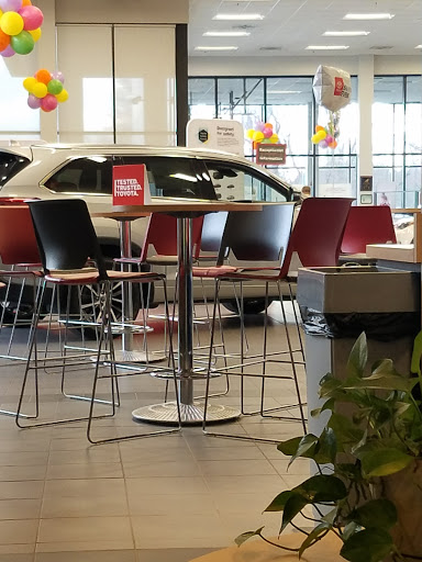 Toyota Dealer «Lynch Toyota of Manchester», reviews and photos, 179 Tolland Turnpike, Manchester, CT 06042, USA