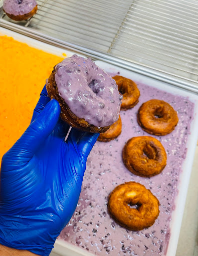 Donut Shop «Family Donut Shop», reviews and photos, 2100 N Northgate Way, Seattle, WA 98133, USA