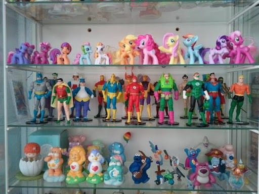 Vintage Clothing Store «STAR POP Vintage + Modern», reviews and photos, 15813 Waterloo Rd, Cleveland, OH 44110, USA