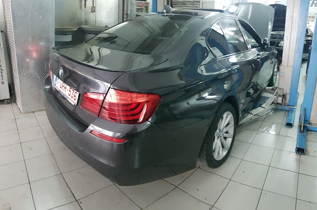 Περατινός Service bmw - Αντιπροσωπεία αυτοκινήτων