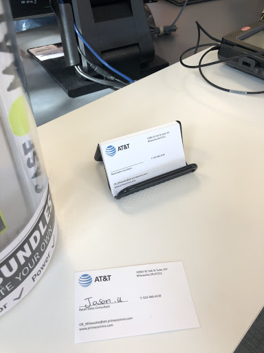 Cell Phone Store «AT&T Authorized Retailer», reviews and photos, 10983 SE Oak St #107, Milwaukie, OR 97222, USA