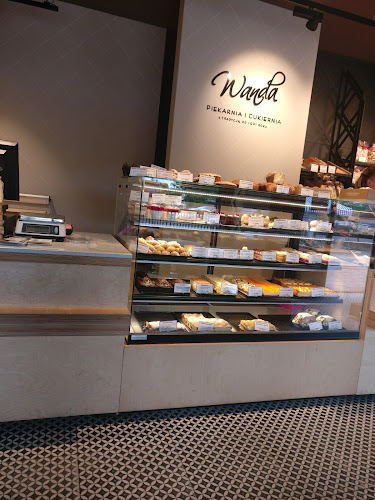 http://piekarniawanda.pl/
