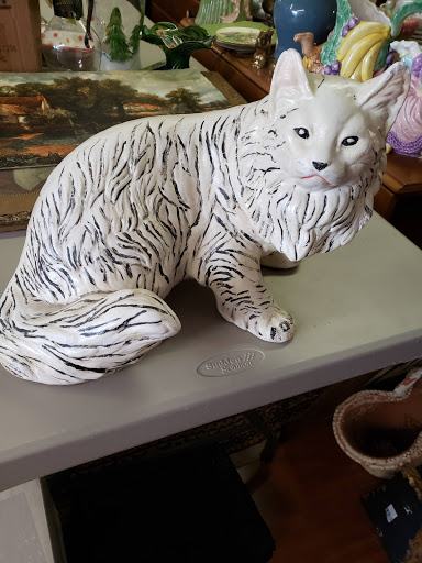 Thrift Store «Taste and See Thrift/Antiques», reviews and photos, 720 NY-25A, Rocky Point, NY 11778, USA