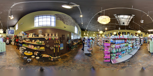 Pet Supply Store «The Urban Pet», reviews and photos, 7515 Beverly Blvd, Los Angeles, CA 90036, USA