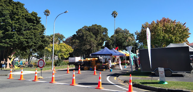 http://gisbornefarmersmarket.co.nz/