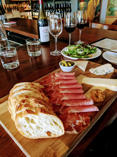 Wine Store «Division Wines», reviews and photos, 3564 SE Division St, Portland, OR 97202, USA