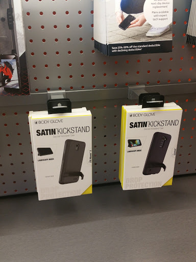 Cell Phone Store «AT&T Authorized Retailer», reviews and photos, 23639 Calabasas Rd, Calabasas, CA 91302, USA